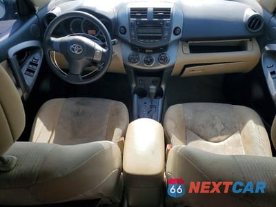 Zdjęcie 8 z 13 samochodu: 2011 TOYOTA RAV4 BASE VIN:2T3ZF4DV8BW094467 - miniatura