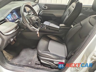 Zdjęcie 7 z 14 samochodu: 2023 JEEP COMPASS LATITUDE VIN:3C4NJDBNXPT561435 - miniatura