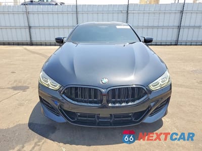 Piąte zdjęcie samochodu w środku: 2019 BMW M850XI VIN:WBABC4C57KBU96451 - miniatura