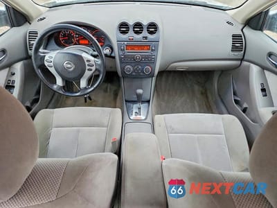 Zdjęcie 8 z 13 samochodu: 2009 NISSAN ALTIMA 2.5 VIN:1N4AL21EX9N473900 - miniatura