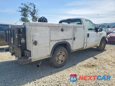 Trzecie zdjęcie samochodu z tyłu: 2006 FORD F250 SUPER DUTY VIN:1FDNF20536EB08261 - miniatura
