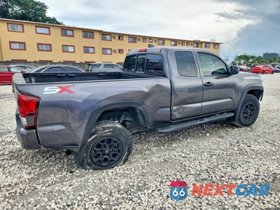 Trzecie zdjęcie samochodu z tyłu: 2022 TOYOTA TACOMA SR V6 VIN:3TYRZ5CN3NT019961 - miniatura