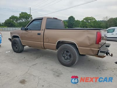 Drugie zdjęcie samochodu z przodu: 1995 GMC SIERRA K1500 VIN:1GTEK14K9SZ557473 - miniatura