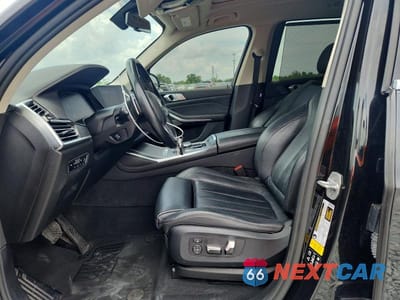 Zdjęcie 7 z 13 samochodu: 2019 BMW X7 XDRIVE40I VIN:5UXCW2C50KL083945 - miniatura