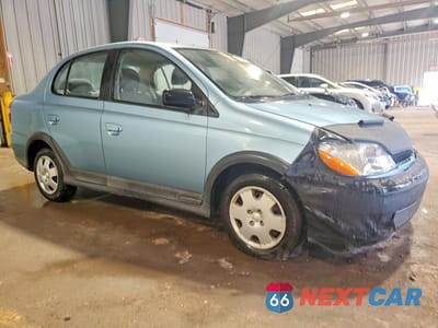 Czwarte zdjęcie samochodu z boku: 2000 TOYOTA ECHO BASE VIN:JTDBT1235Y0094367 - miniatura