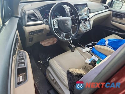 Zdjęcie 8 z 13 samochodu: 2020 HONDA ODYSSEY EXL VIN:5FNRL6H75LB041653 - miniatura