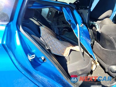 Zdjęcie 10 z 12 samochodu: 2022 TOYOTA PRIUS LE AWD-E VIN:JTDL9MFU0N3040590 - miniatura