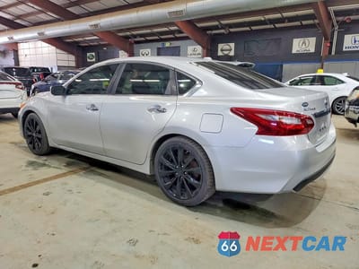 Drugie zdjęcie samochodu z przodu: 2018 NISSAN ALTIMA 2.5 SV VIN:1N4AL3AP3JC201387 - miniatura