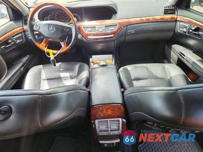 Zdjęcie 8 z 12 samochodu: 2008 MERCEDES-BENZ S-CLASS S550 VIN:WDDNG86X18A157035 - miniatura