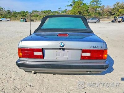 Zdjęcie 6 z 12 samochodu: 1991 BMW 318 I VIN:WBABA7317MEJ11315 - miniatura