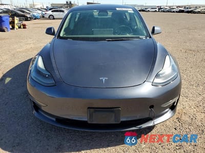 Piąte zdjęcie samochodu w środku: 2022 TESLA MODEL 3 VIN:5YJ3E1EA8NF303896 - miniatura