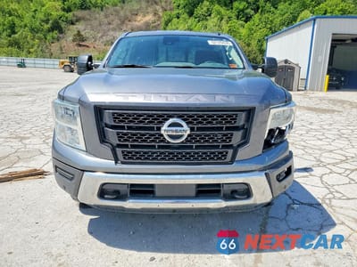 Piąte zdjęcie samochodu w środku: 2021 NISSAN TITAN SV VIN:1N6AA1ED6MN516324 - miniatura