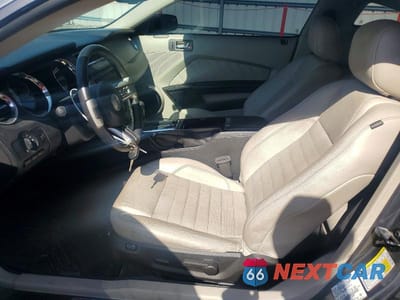 Zdjęcie 7 z 13 samochodu: 2011 FORD MUSTANG GT VIN:1ZVBP8CF9B5163381 - miniatura