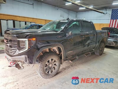 2024 GMC SIERRA K1500 AT4 1GTUUEELXRZ160904 - główne zdjęcie licytacji z USA - miniatura
