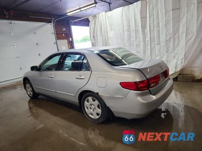 Drugie zdjęcie samochodu z przodu: 2005 HONDA ACCORD LX VIN:1HGCM56425A124508 - miniatura