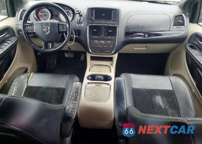 Zdjęcie 8 z 13 samochodu: 2017 DODGE GRAND CARAVAN SXT VIN:2C4RDGCG1HR760811 - miniatura