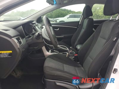 Zdjęcie 7 z 12 samochodu: 2014 HYUNDAI ELANTRA GT BASE VIN:KMHD35LH8EU235040 - miniatura