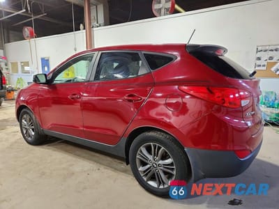 Drugie zdjęcie samochodu z przodu: 2015 HYUNDAI TUCSON 4WD VIN:KM8JTCAF6FU091773 - miniatura