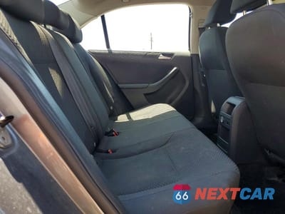 Zdjęcie 10 z 13 samochodu: 2014 VOLKSWAGEN JETTA BASE VIN:3VW2K7AJ7EM248489 - miniatura