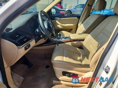 Zdjęcie 7 z 12 samochodu: 2013 BMW X5 XDRIVE35D VIN:5UXZW0C54D0B91491 - miniatura