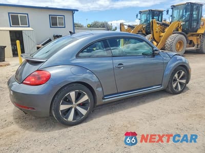 Trzecie zdjęcie samochodu z tyłu: 2014 VOLKSWAGEN BEETLE TURBO VIN:3VWVT7AT6EM662472 - miniatura