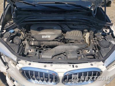Zdjęcie 12 z 13 samochodu: 2018 BMW X1 XDRIVE28I VIN:WBXHT3C37J5K30028 - miniatura