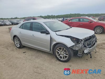 Czwarte zdjęcie samochodu z boku: 2015 CHEVROLET MALIBU 1LT VIN:1G11C5SL0FU122268 - miniatura