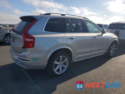 Trzecie zdjęcie samochodu z tyłu: 2016 VOLVO XC90 T8 VIN:YV4BC0PK2G1066347 - miniatura