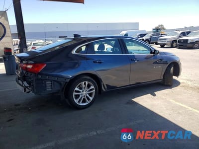 Trzecie zdjęcie samochodu z tyłu: 2018 CHEVROLET MALIBU LT VIN:1G1ZD5ST4JF235055 - miniatura
