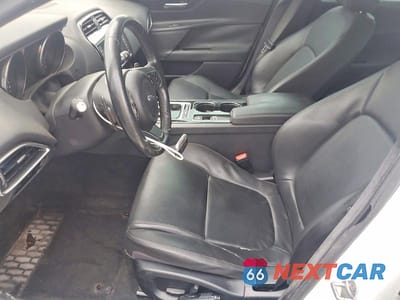 Zdjęcie 7 z 12 samochodu: 2017 JAGUAR XE PREMIUM VIN:SAJAD4BG7HA964516 - miniatura