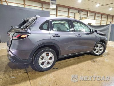 Trzecie zdjęcie samochodu z tyłu: 2025 HONDA HR-V LX VIN:3CZRZ1H32SM750284 - miniatura
