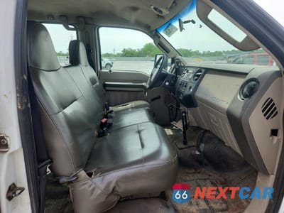 Piąte zdjęcie samochodu w środku: 2010 FORD F350 SUPER DUTY VIN:1FTWW3AR5AEA95540 - miniatura