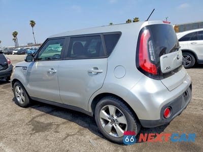 Drugie zdjęcie samochodu z przodu: 2017 KIA SOUL BASE VIN:KNDJN2A24H7473324 - miniatura