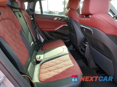 Zdjęcie 10 z 13 samochodu: 2025 BMW X6 XDRIVE40I VIN:5UX33EX05S9Z19738 - miniatura