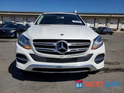 Piąte zdjęcie samochodu w środku: 2016 MERCEDES-BENZ GLE 350 4MATIC VIN:4JGDA5HB0GA805868 - miniatura