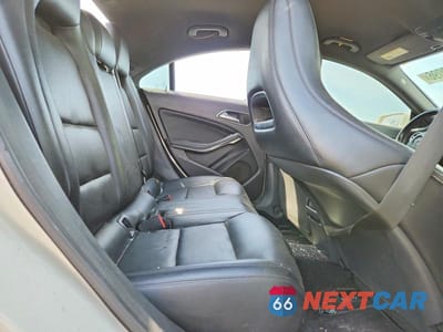 Zdjęcie 10 z 12 samochodu: 2014 MERCEDES-BENZ CLA 250 4MATIC VIN:WDDSJ4GB5EN154997 - miniatura