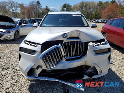 Piąte zdjęcie samochodu w środku: 2024 BMW X7 XDRIVE40I VIN:5UX23EM04R9U34002 - miniatura