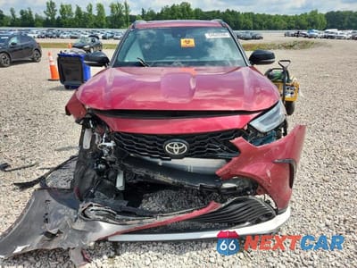 Piąte zdjęcie samochodu w środku: 2021 TOYOTA HIGHLANDER XSE VIN:5TDLZRAH9MS049583 - miniatura