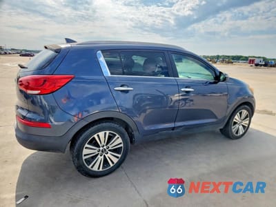 Trzecie zdjęcie samochodu z tyłu: 2015 KIA SPORTAGE EX VIN:KNDPC3AC2F7721355 - miniatura