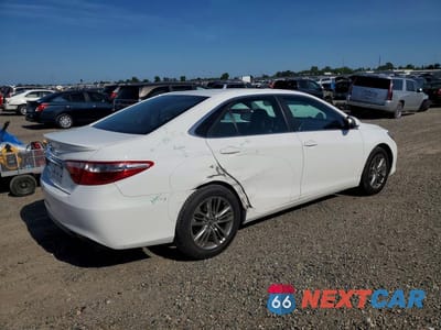 Trzecie zdjęcie samochodu z tyłu: 2016 TOYOTA CAMRY SE VIN:4T1BF1FK0GU227872 - miniatura