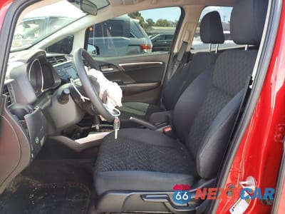 Zdjęcie 7 z 12 samochodu: 2017 HONDA FIT LX VIN:JHMGK5H55HS004095 - miniatura