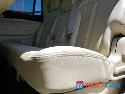Zdjęcie 11 z 13 samochodu: 2013 LINCOLN MKT VIN:2LMHJ5FK0DBL51839 - miniatura