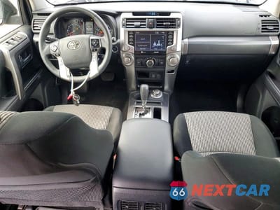 Zdjęcie 8 z 13 samochodu: 2023 TOYOTA 4RUNNER SR5 VIN:JTEMU5JR7P6100700 - miniatura