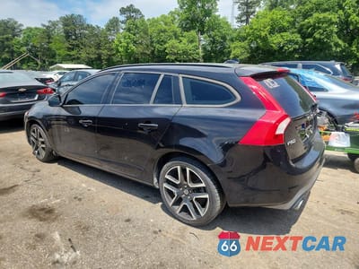 Drugie zdjęcie samochodu z przodu: 2018 VOLVO V60 T5 DYNAMIC WAGON VIN:YV140MELXJ2389290 - miniatura