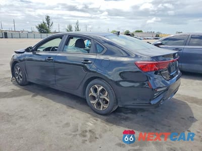 Drugie zdjęcie samochodu z przodu: 2021 KIA FORTE LXS VIN:3KPF24AD3ME408177 - miniatura