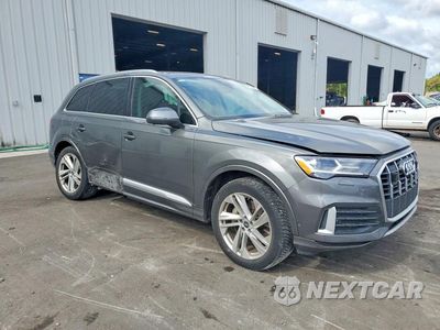 Czwarte zdjęcie samochodu z boku: 2021 AUDI Q7 PREMIUM PLUS VIN:WA1LJAF76MD030889 - miniatura