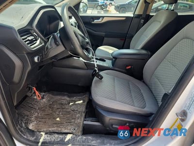 Zdjęcie 7 z 13 samochodu: 2020 FORD ESCAPE SE VIN:1FMCU0G69LUB29522 - miniatura
