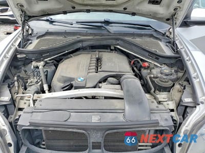 Zdjęcie 12 z 13 samochodu: 2012 BMW X5 XDRIVE35I VIN:5UXZV4C51CL755232 - miniatura