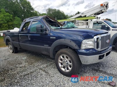Czwarte zdjęcie samochodu z boku: 2007 FORD F350 SRW SUPER DUTY VIN:1FTWW31P07EA75526 - miniatura
