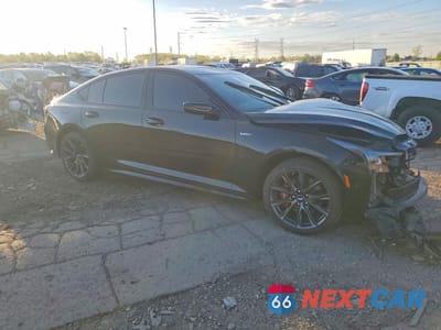 Czwarte zdjęcie samochodu z boku: 2025 CADILLAC CT5-V VIN:1G6DV5RWXS0115427 - miniatura